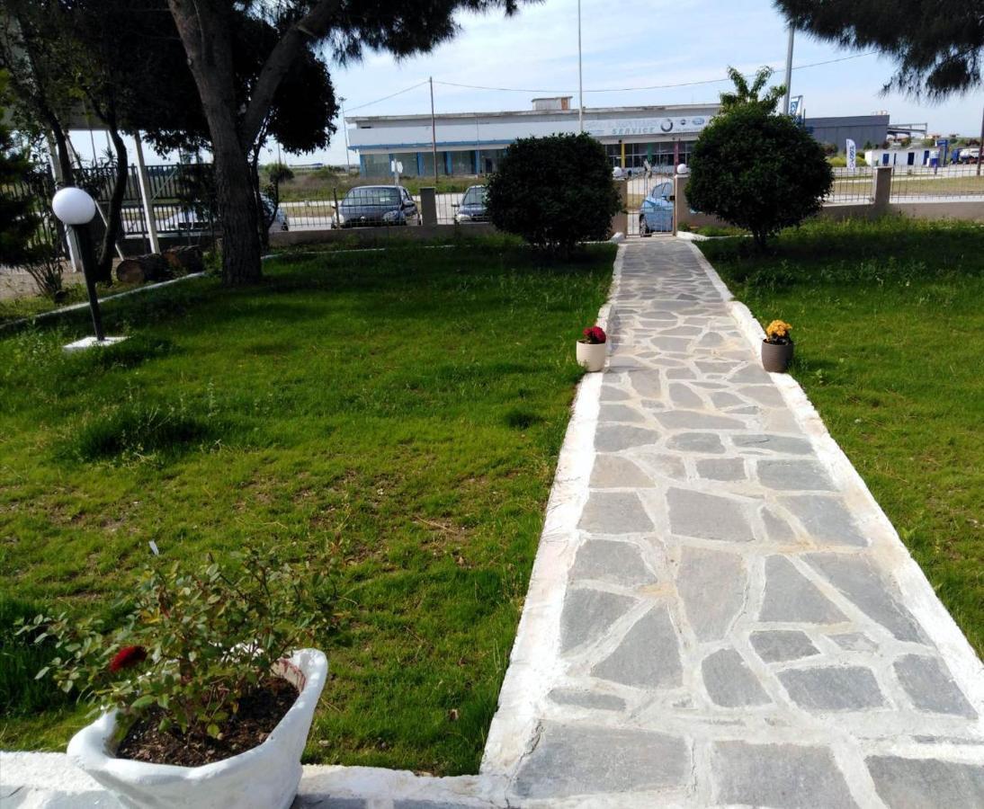 Cozy Apartments Komotini Exterior photo