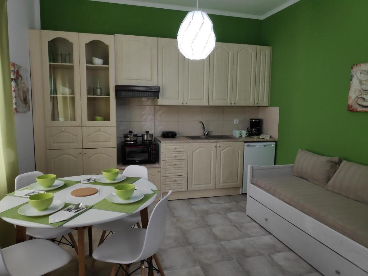 Cozy Apartments Komotini Exterior photo